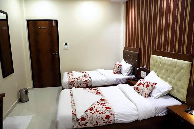 Hotel Golden Hayyath Inn Bombaj Zewnętrze zdjęcie
